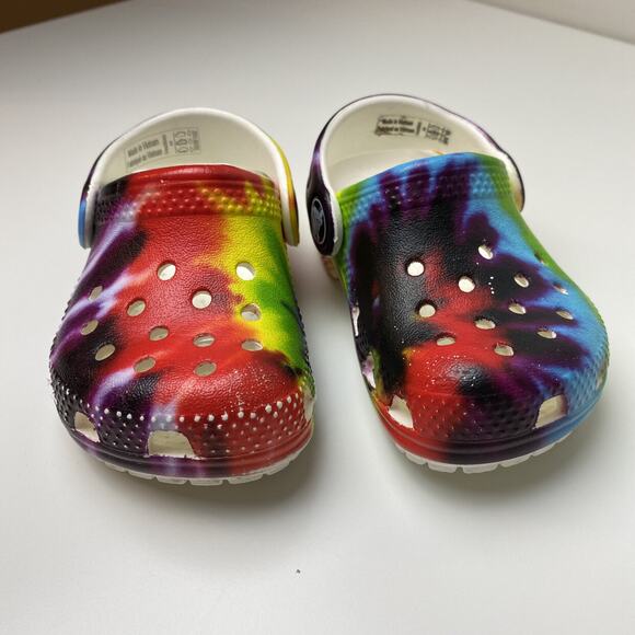 Crocs Tie Dye Sz4 - Picture 2 of 9